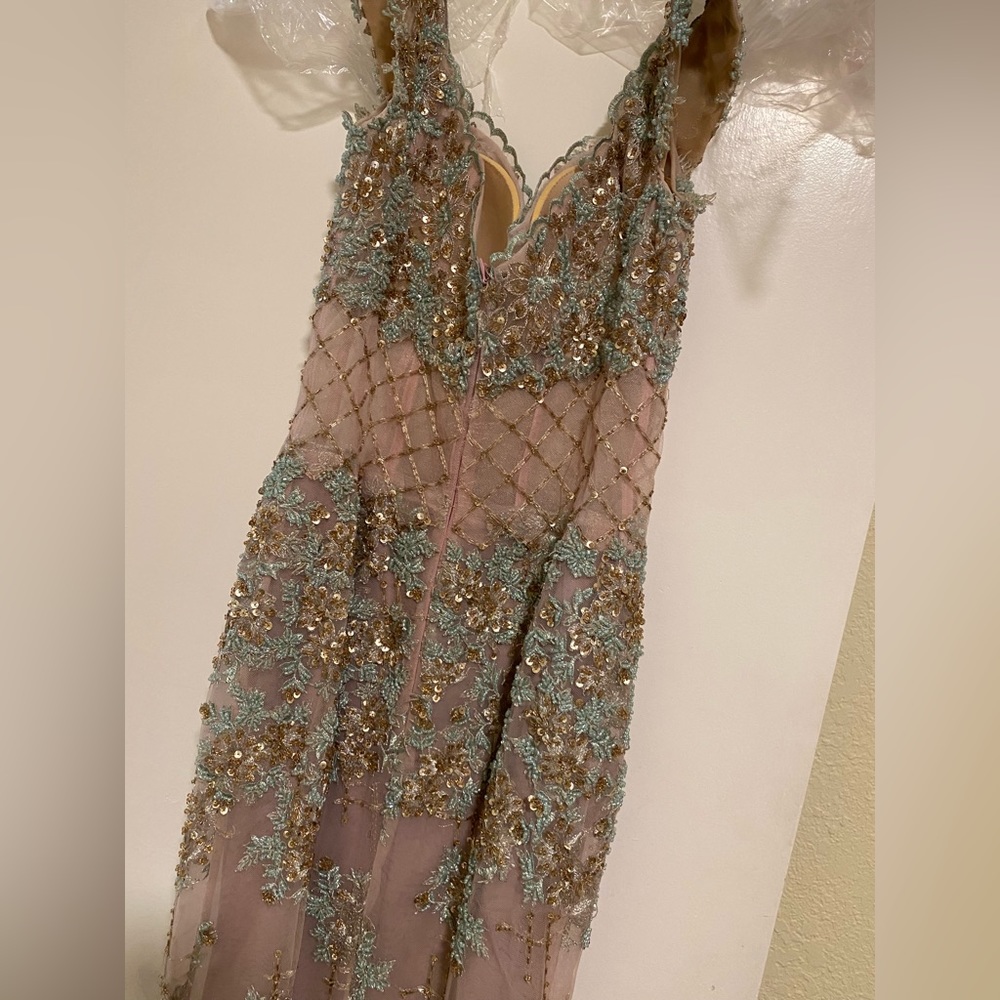 MNM COUTURE - Picture 9 of 11